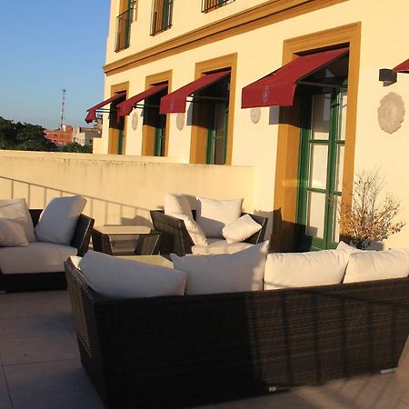 Real Hotel Lujan Dış mekan fotoğraf