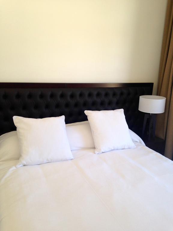 Real Hotel Lujan Oda fotoğraf
