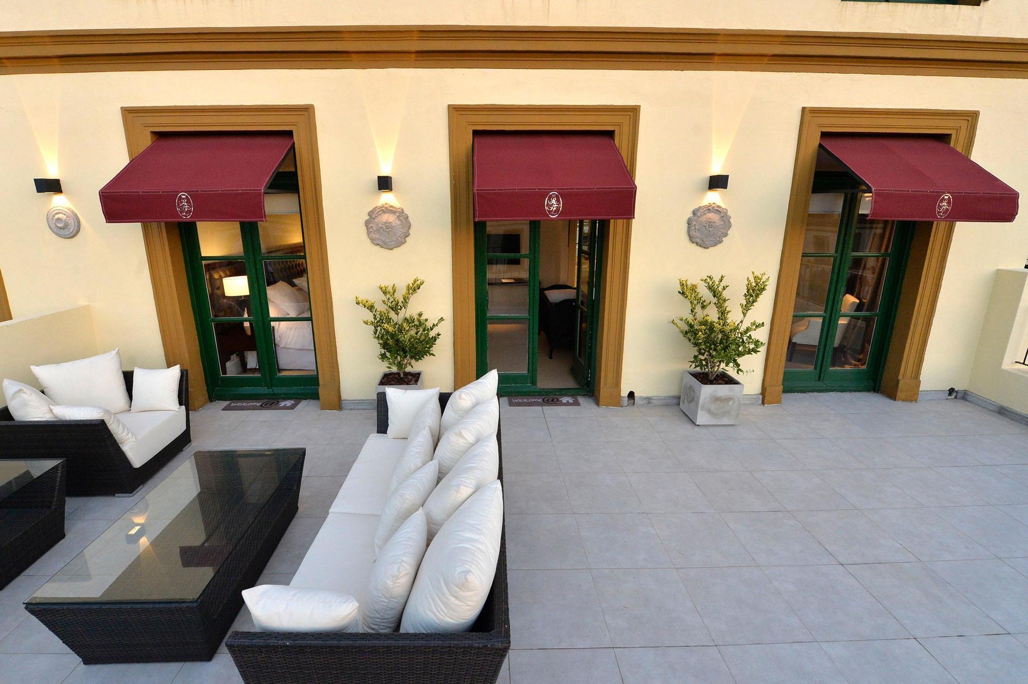 Real Hotel Lujan Dış mekan fotoğraf
